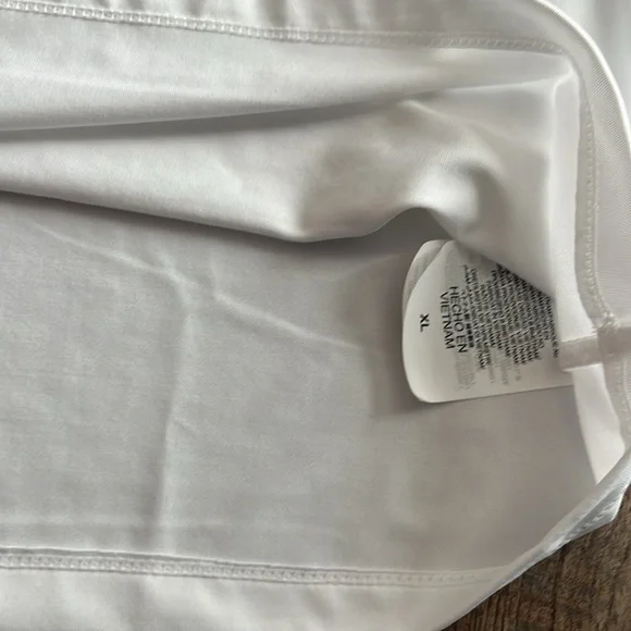 New HURLEY RASH GUARD Women's Shirt Size Xtra-Large  (UPF 50+) - Picture 6 of 9